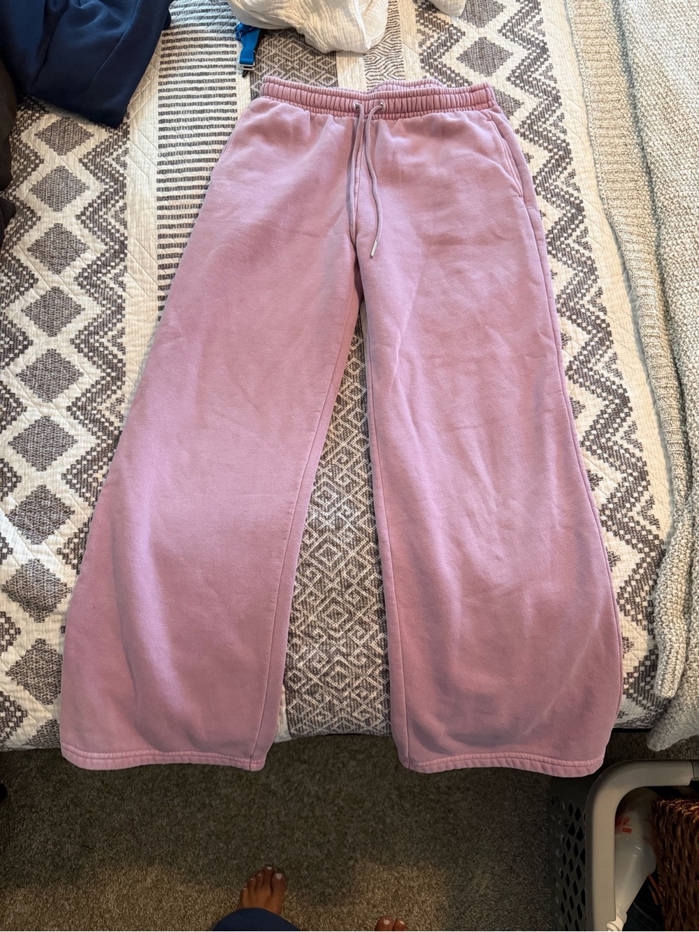 Women’s Lavender Wide-Leg Sweatpants - Cozy Drawstring Bottoms ABERCROMBIE